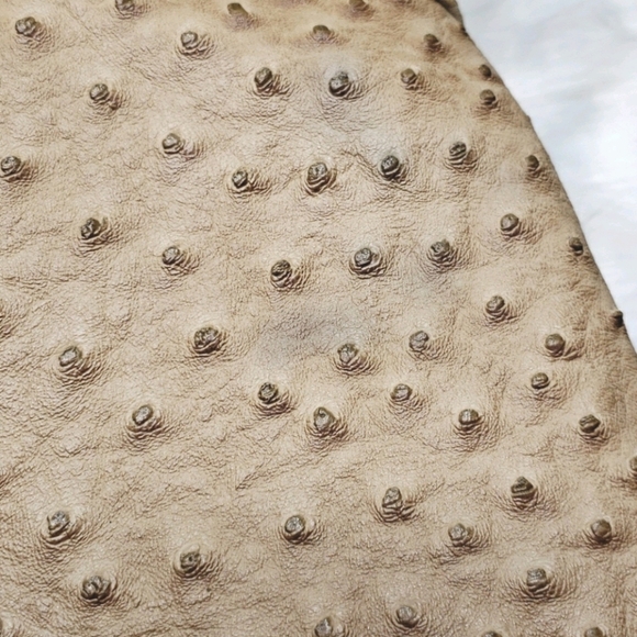 Kelly & Katie Ellison Ostrich Tote tan - Picture 3 of 8